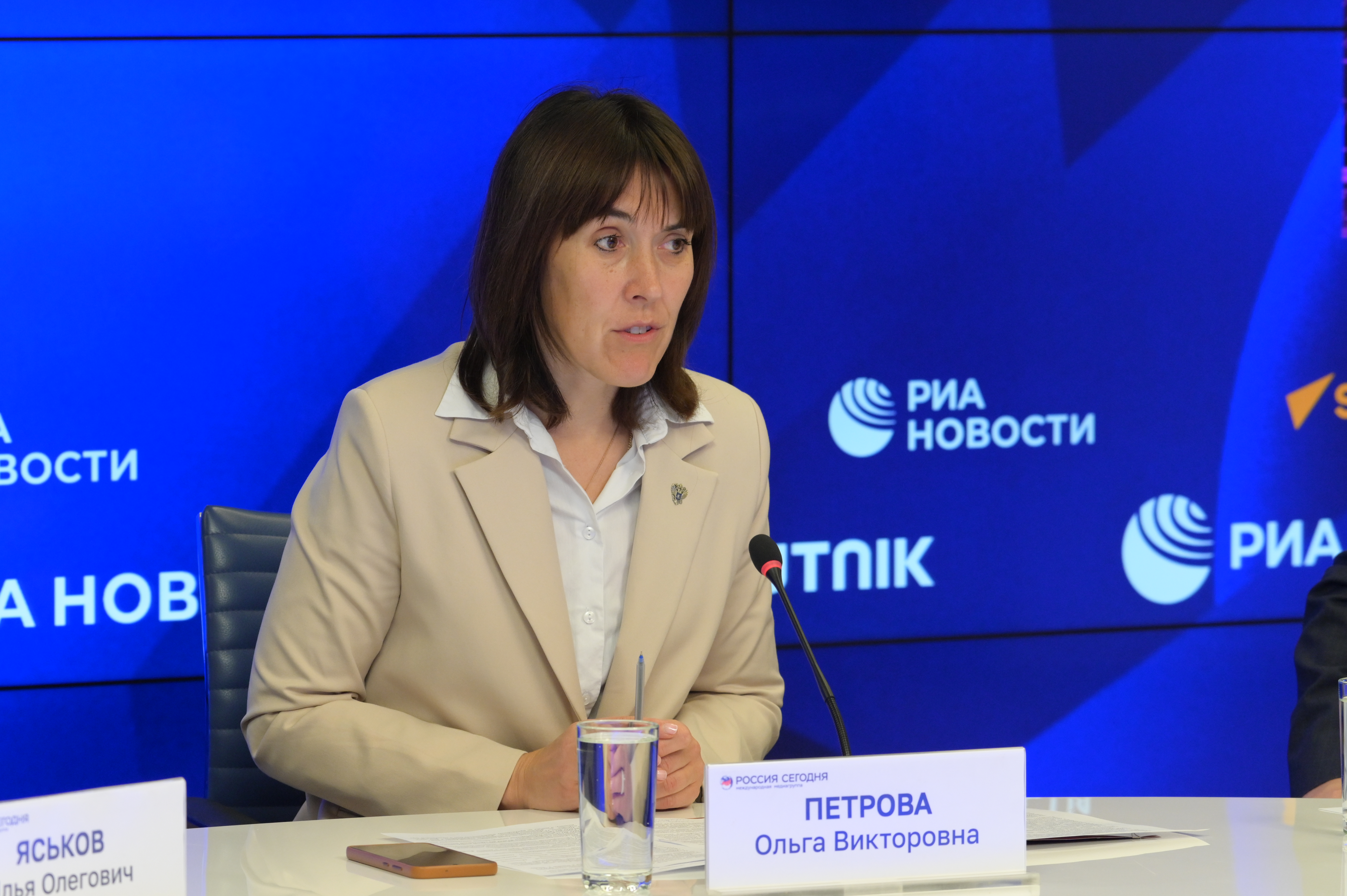 Изображение новости: Державинцы примут участие в кибертурнире «Битва за науку»