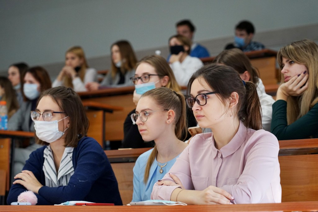 Изображение новости: Державинский запускает Школу развития Derzhava Education для молодых педагогов