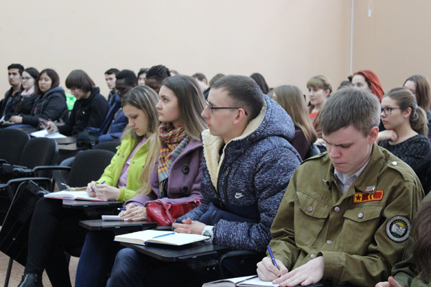 Изображение новости: В ТГУ продолжаются интерактивные семинары по адаптации первокурсников