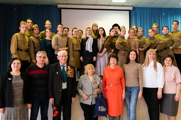Изображение новости: Державинцы возродили заложенную в 1942 году традицию лыжных походов