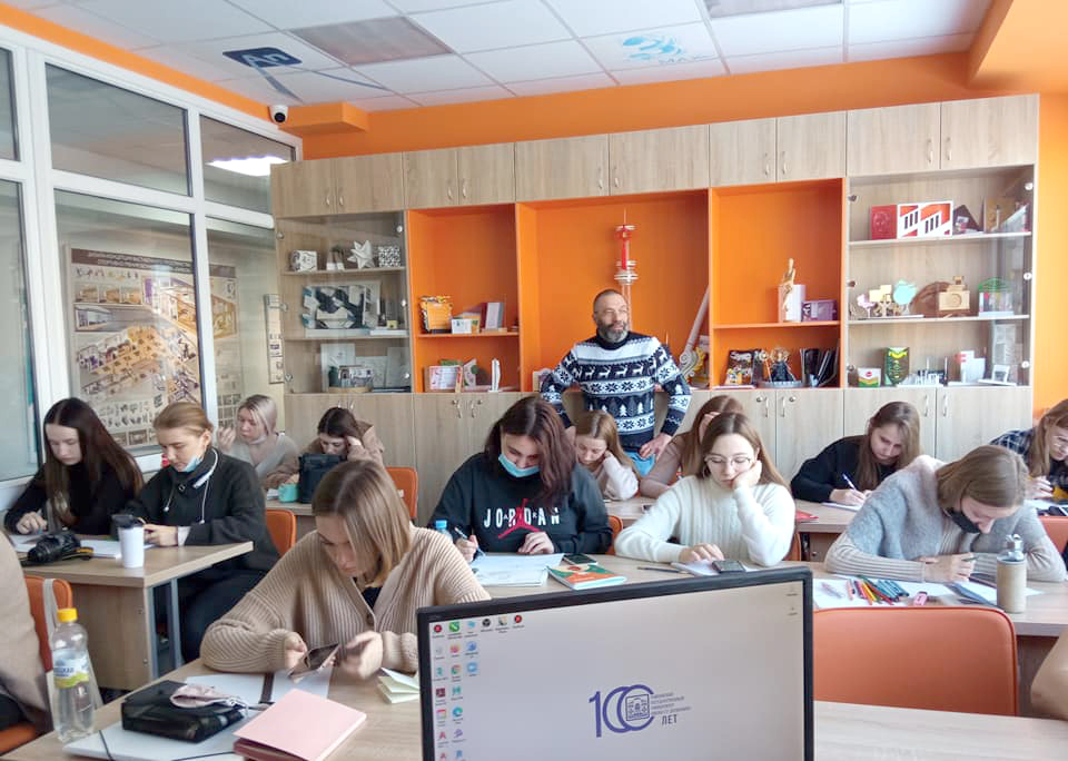Изображение новости: В Державинском университете стартовал курс по современным методикам дизайн-проектирования