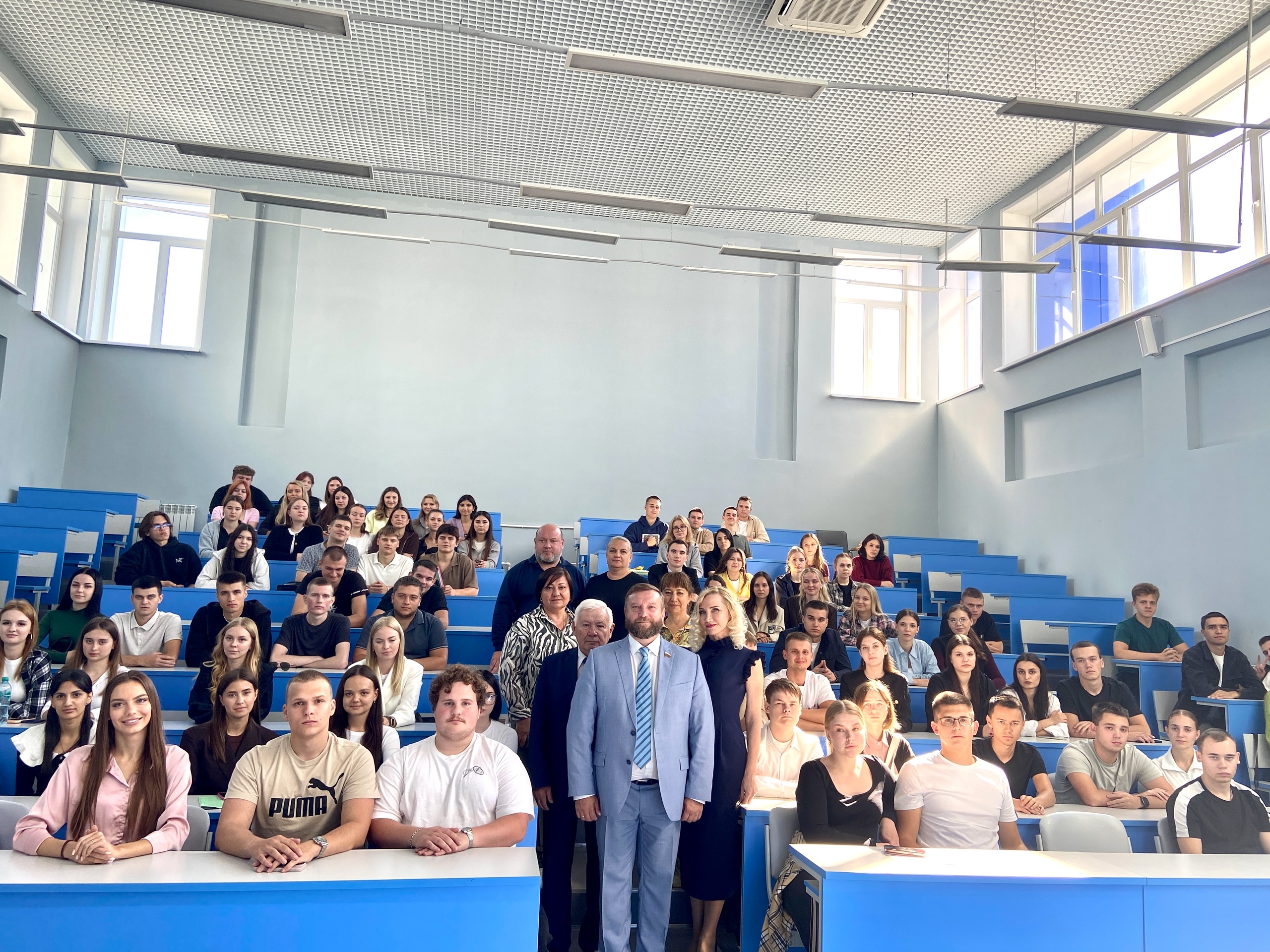 Состоялась встреча студентов Института права и национальной безопасности с членом Совета Федерации Федерального собрания Российской Федерации  Алексеем Владимировичем Кондратьевым