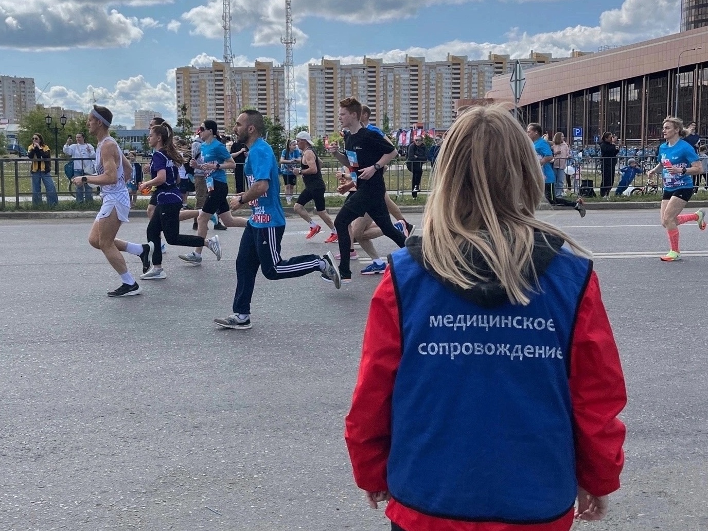 Волонтеры-медики – на спортивном мероприятии «ЗаБег.РФ» 