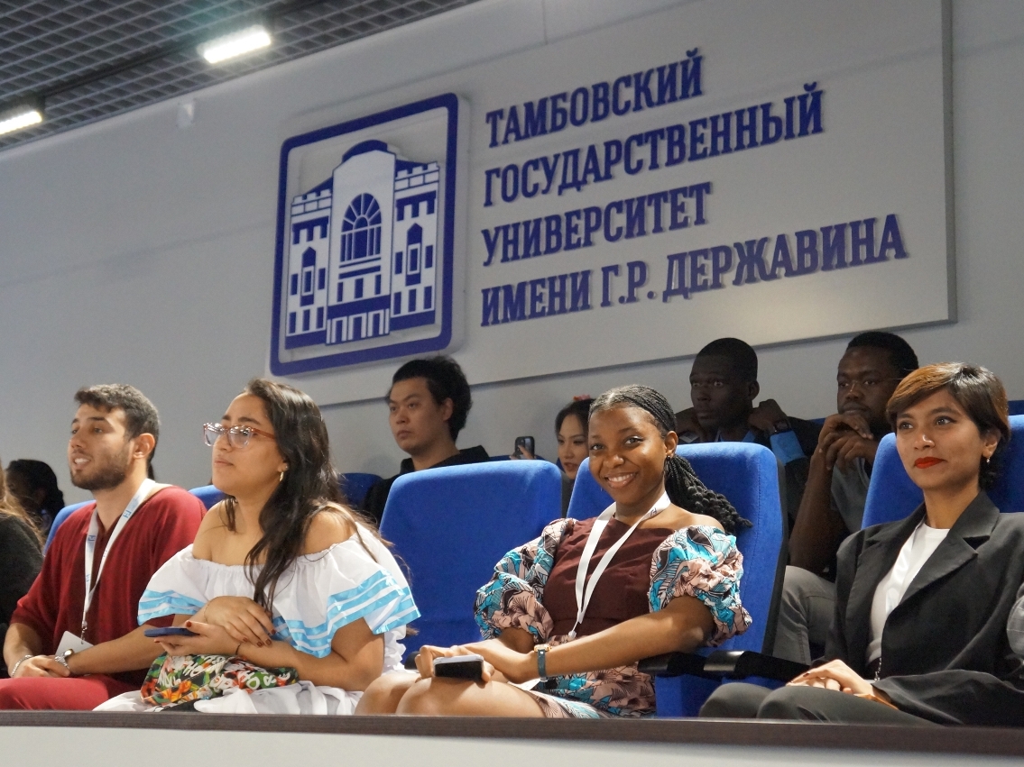 Студенты-медики – участники Саммита иностранных обучающихся Державинского университета