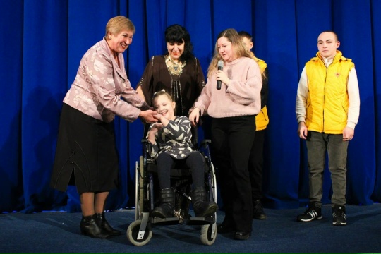 На традиционном мероприятии "Державинские ёлки" состоялось торжественное приветствие Тамбовского регионального отделения Российского детского фонда