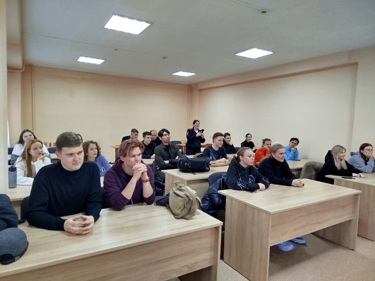 Студенты ИЭИТИКИ посетили отдел полиции: разговор о важном