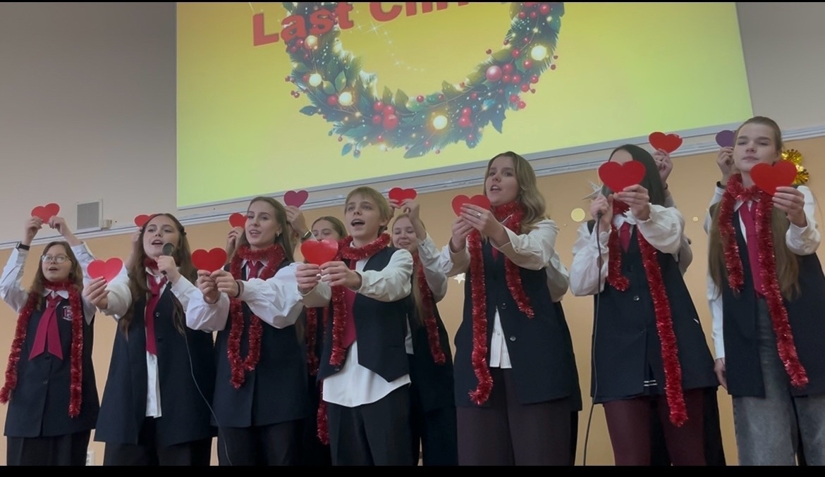 Лицеисты Державинского встретили Новый год на английском