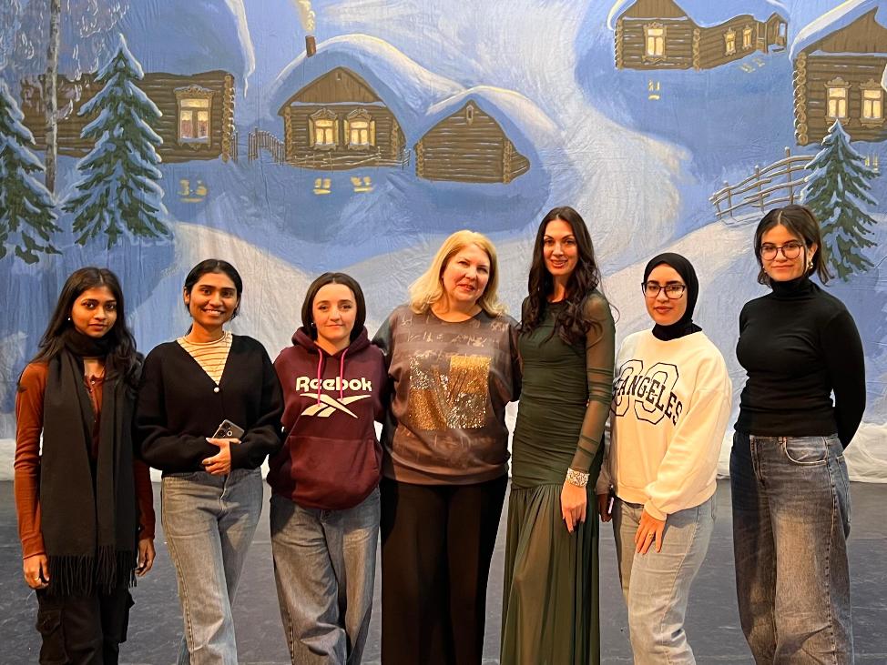 Иностранные студенты побывали на концерте «В преддверии праздника»