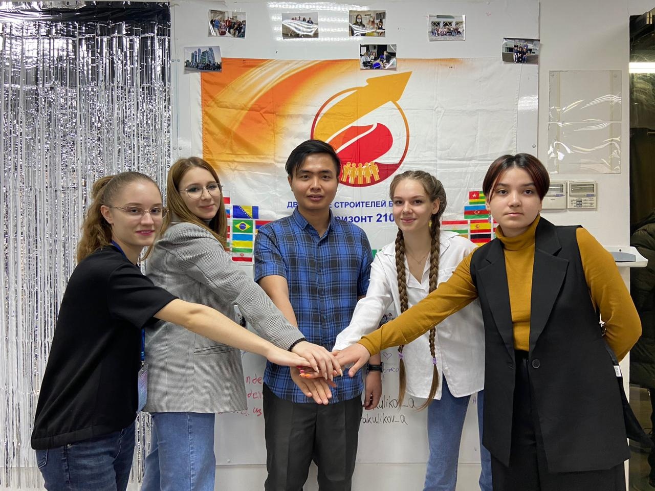 Студентка Державинского Анастасия Койнова представила вуз на  Международном молодежном форуме  фото анонса