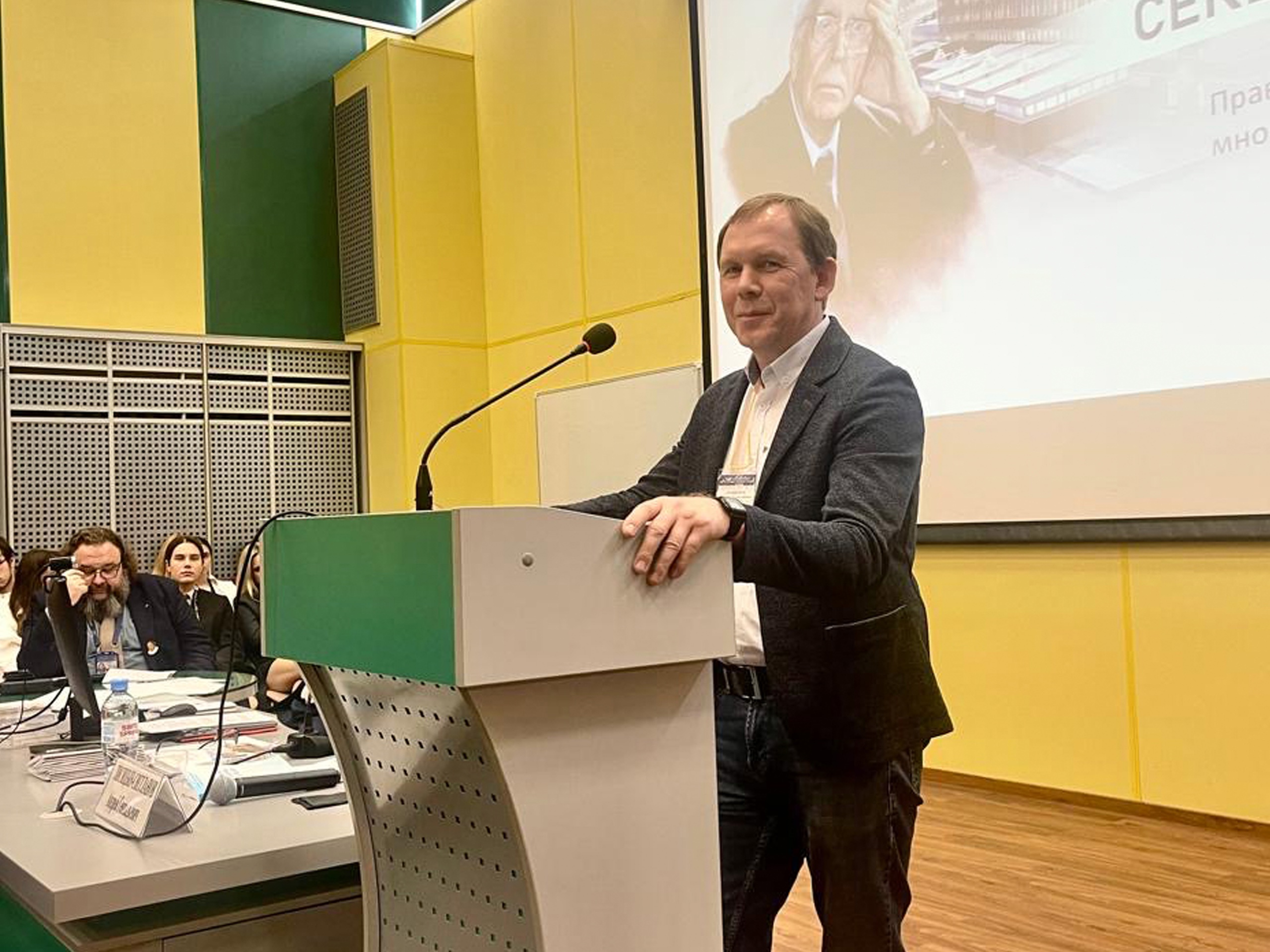Профессор Державинского Василий Трофимов – участник Лихачевских научных чтений  фото анонса