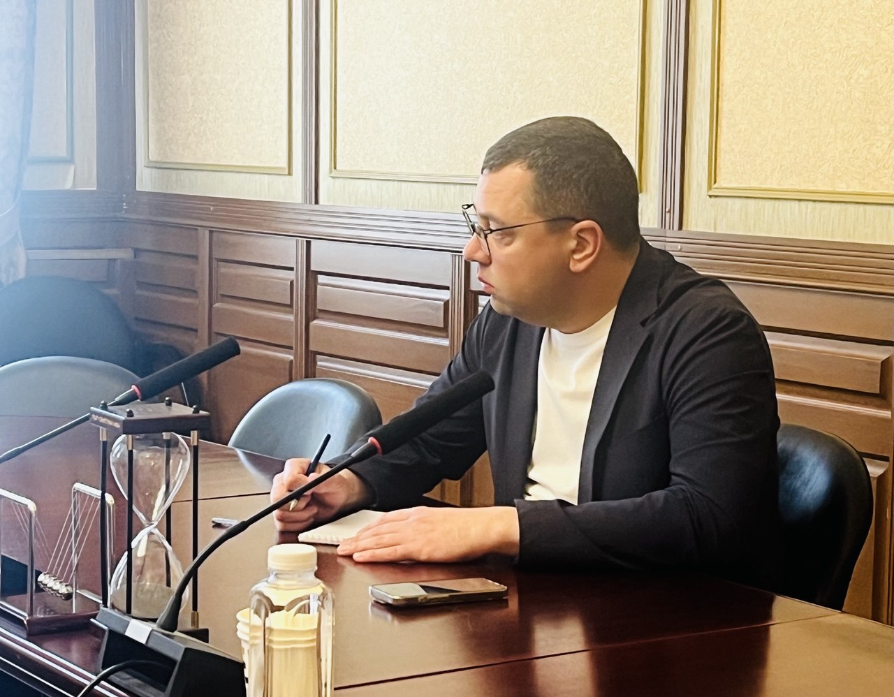 Изображение новости: Ректор Павел Моисеев провёл рабочую встречу с руководством спортклуба и тренерами команд университета