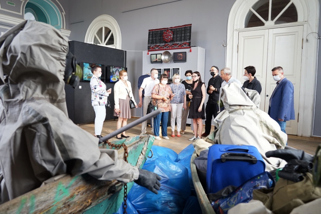 Изображение новости: Державинский – соорганизатор выставки «Чрезвычайное положение»