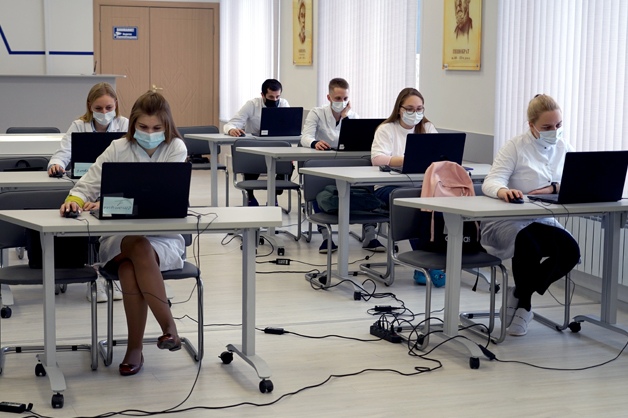 Изображение новости: В Аккредитационно-симуляционном центре ТГУ стартовал всероссийский диктант по общественному здоровью