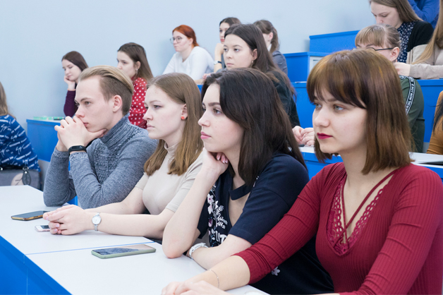 Изображение новости: В ТГУ обсудили совершенствование русского языка на нормативном уровне