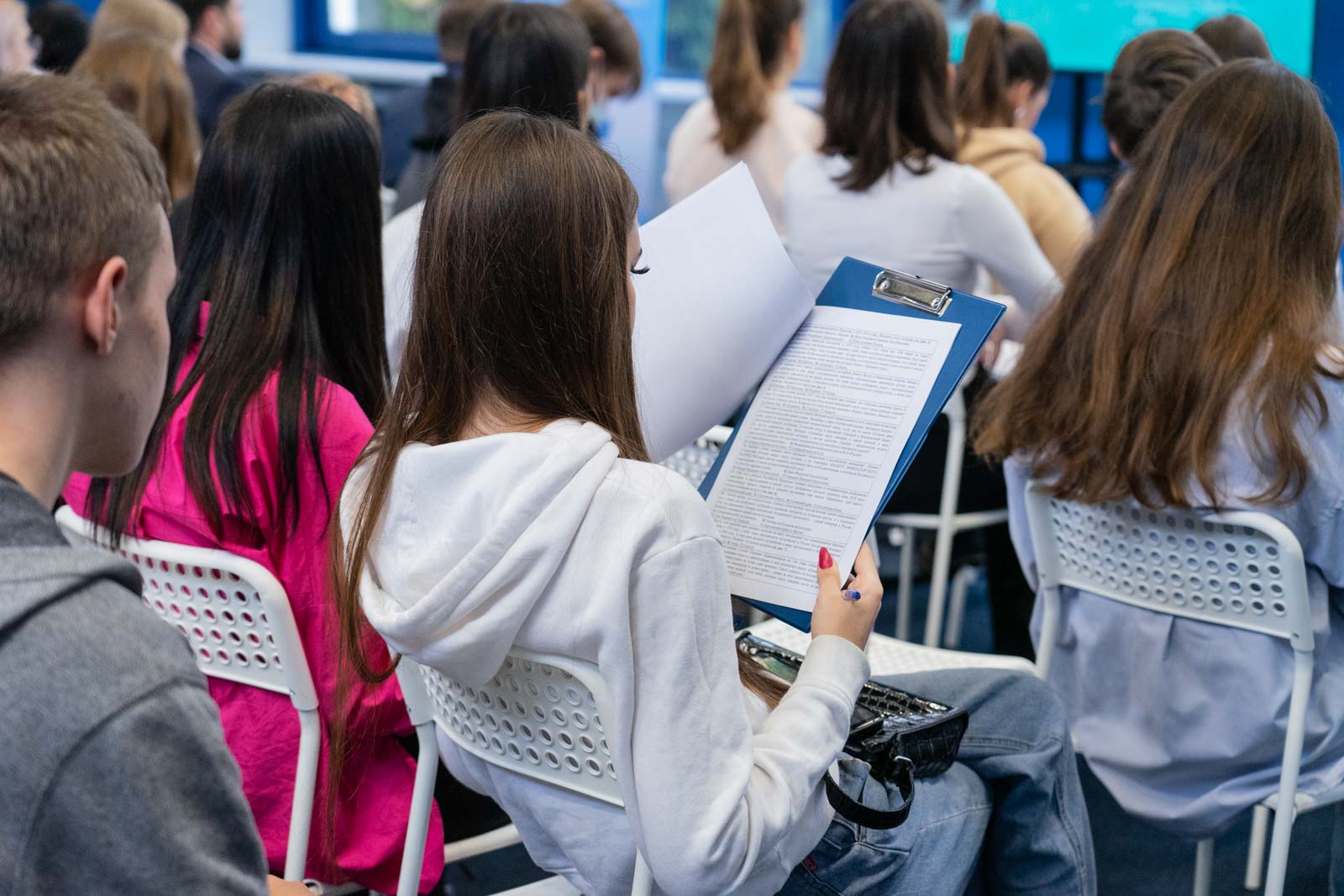 Изображение новости: В Державинском написали Географический диктант