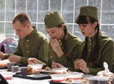 Изображение Державинцы приняли участие в акции памяти «Солдатская каша»