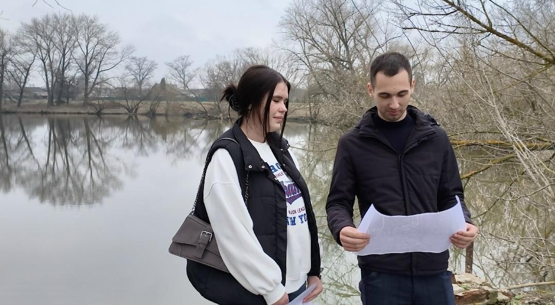 Студенты 2 курса в селе Ивановка Сампурского района