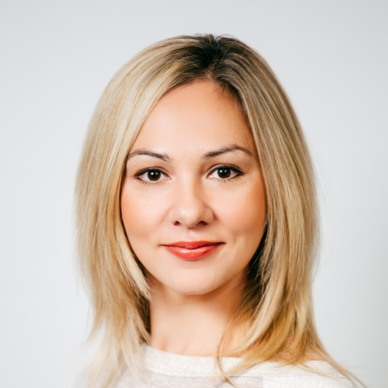 Платонова Яна Валентиновна 