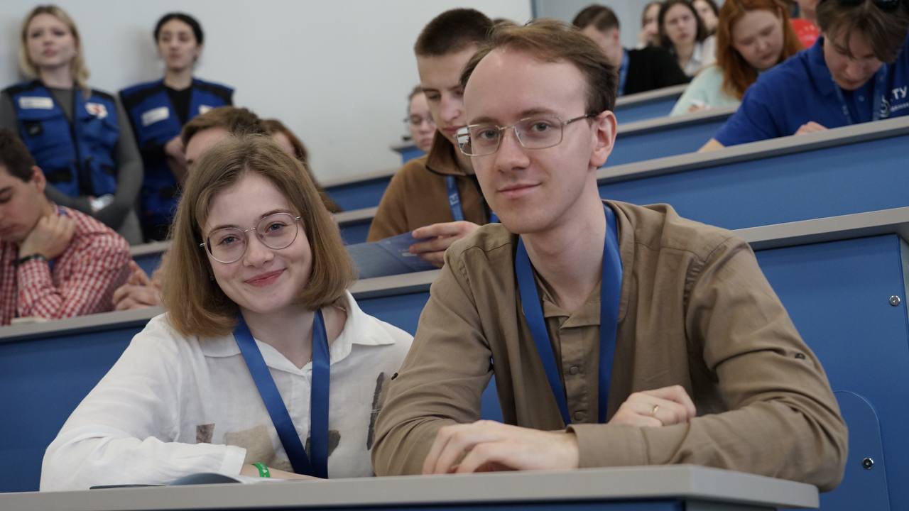 Изображение новости: Всероссийский форум «Семья – четвертая миссия университета» открылся в Державинском