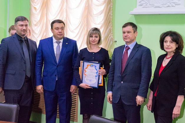 Изображение новости: ТГУ и ПАО «Пигмент» открыли Лабораторию органического синтеза и высокомолекулярных соединений