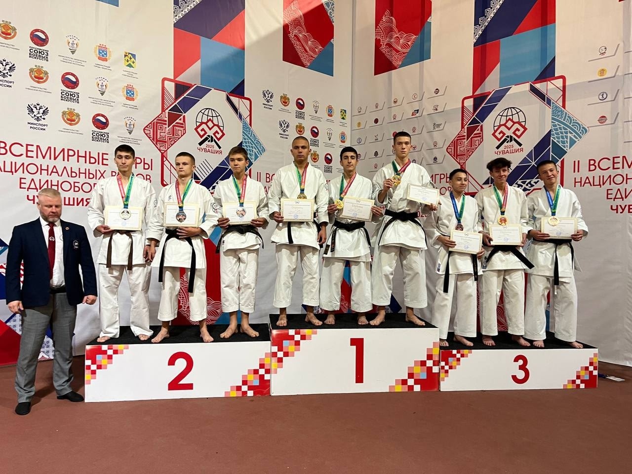 Золото мира по каратэ у лицеиста!