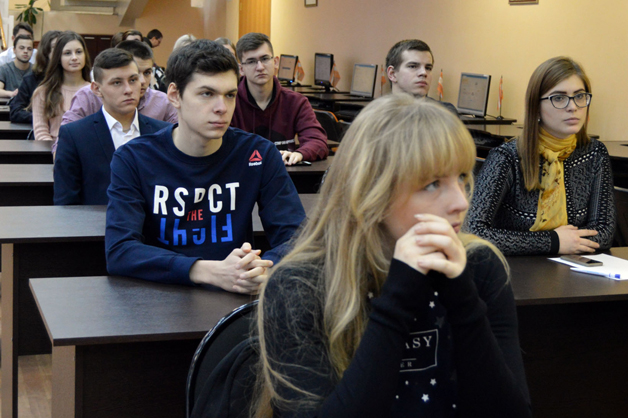 Изображение новости: Державинцы написали Всероссийский правовой диктант