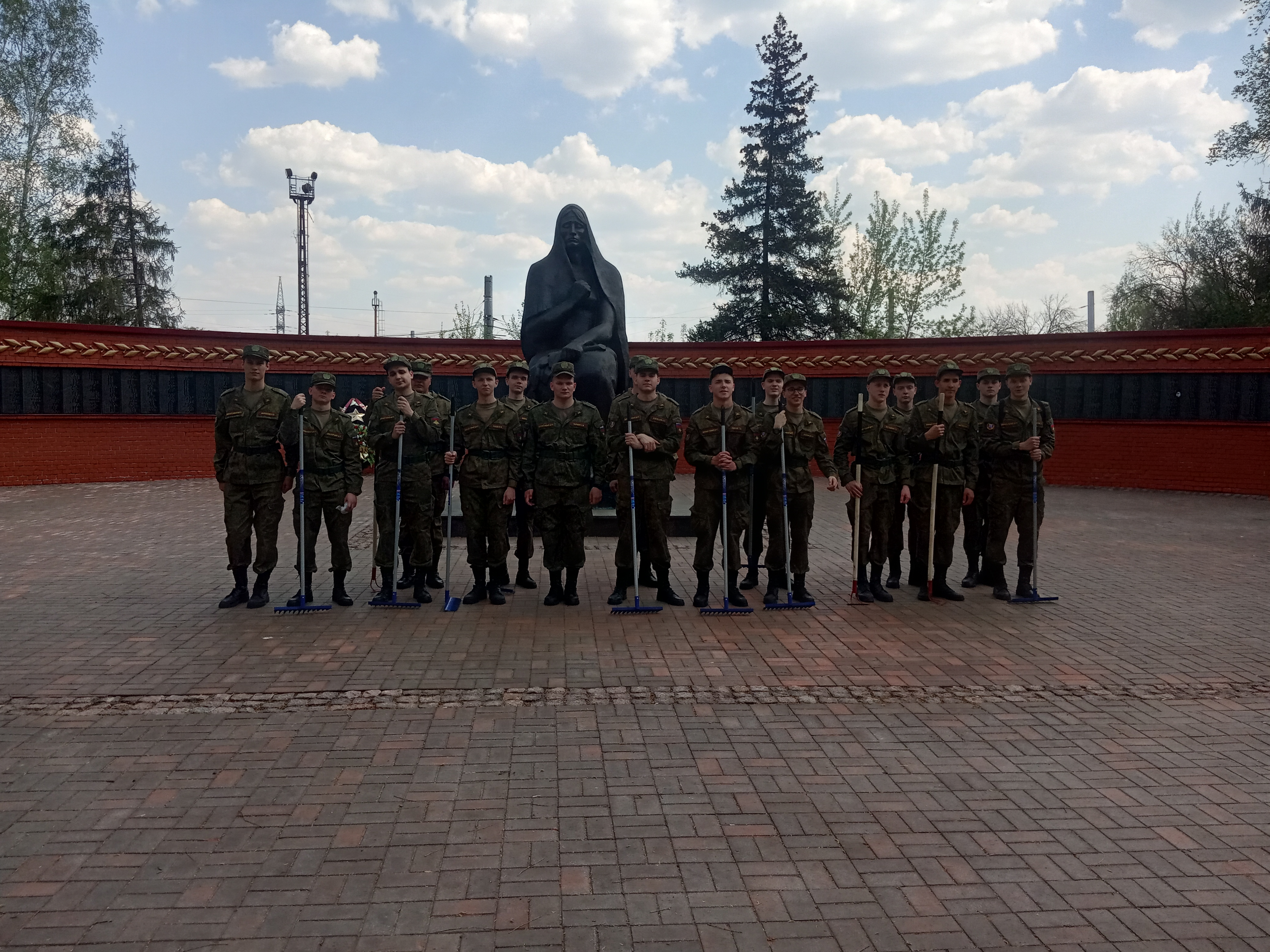 Сохранение памяти о героях