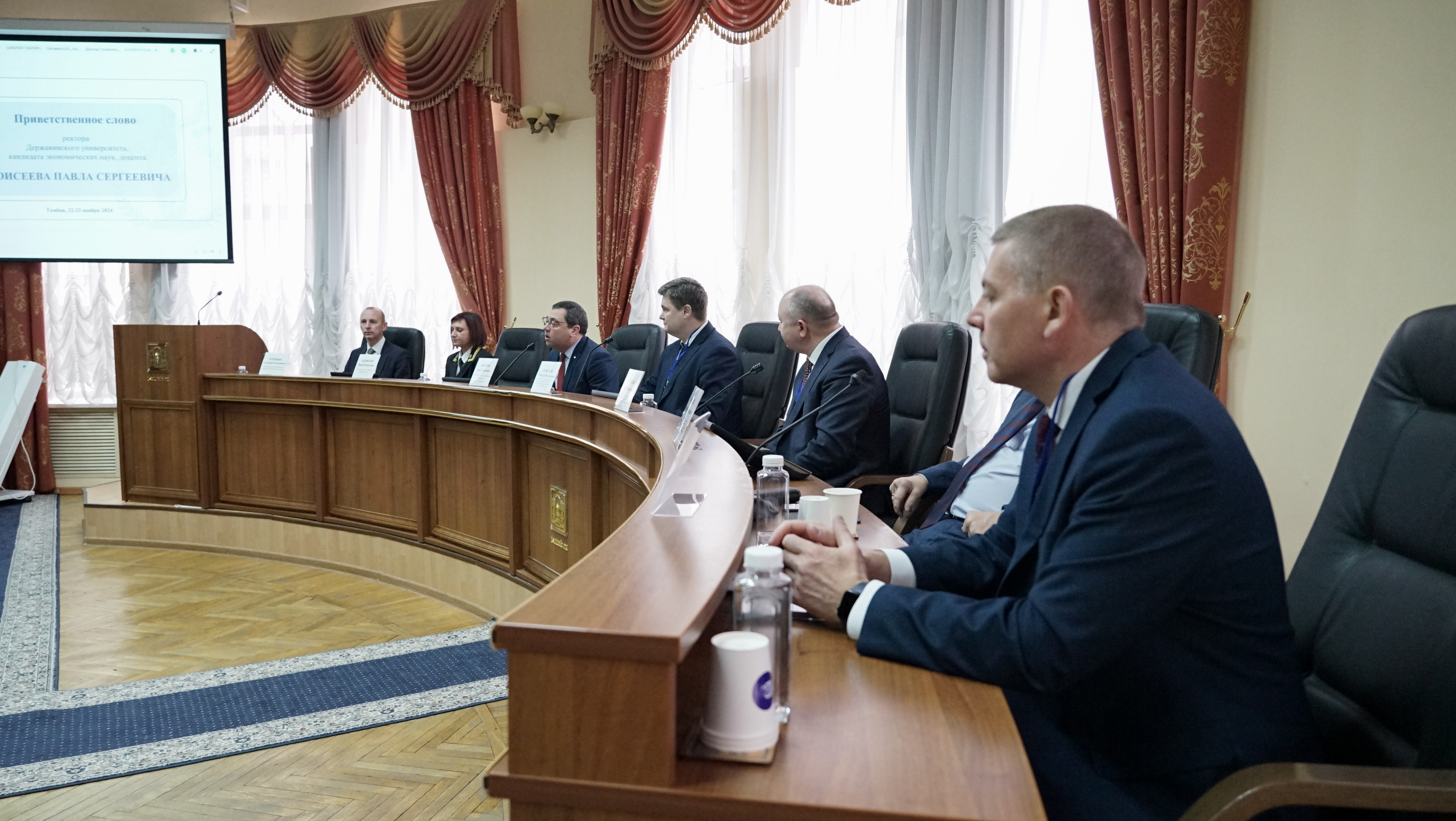 Изображение новости: В Державинском проходит II Всероссийская научно-практическая конференция «Становление и развитие профессии юриста: наследие поколений»