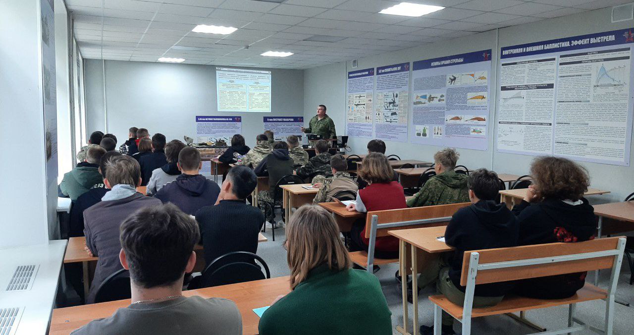 Изображение новости: В Державинском прошли пятидневные сборы по основам военной службы 
