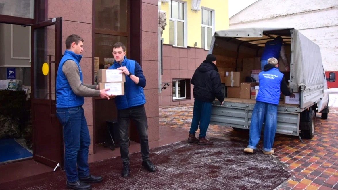 Изображение новости: Державинский отправил гуманитарную помощь для бойцов СВО 