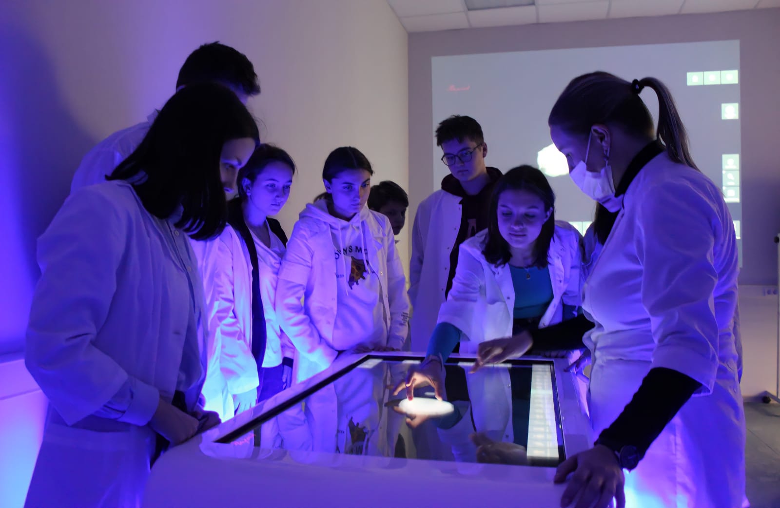 Державинская школа юного медика – первое знакомство с наукой