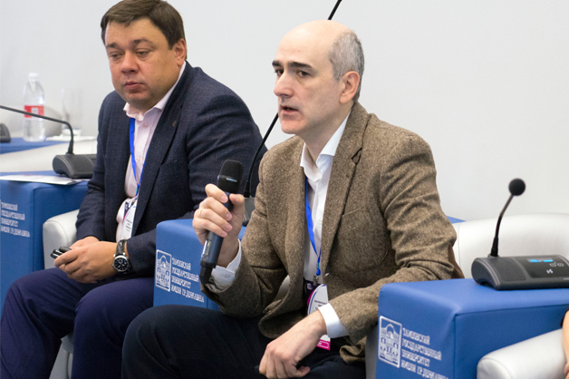 Изображение новости: Державинцы разрабатывают программы развития вуза на образовательном форсайте