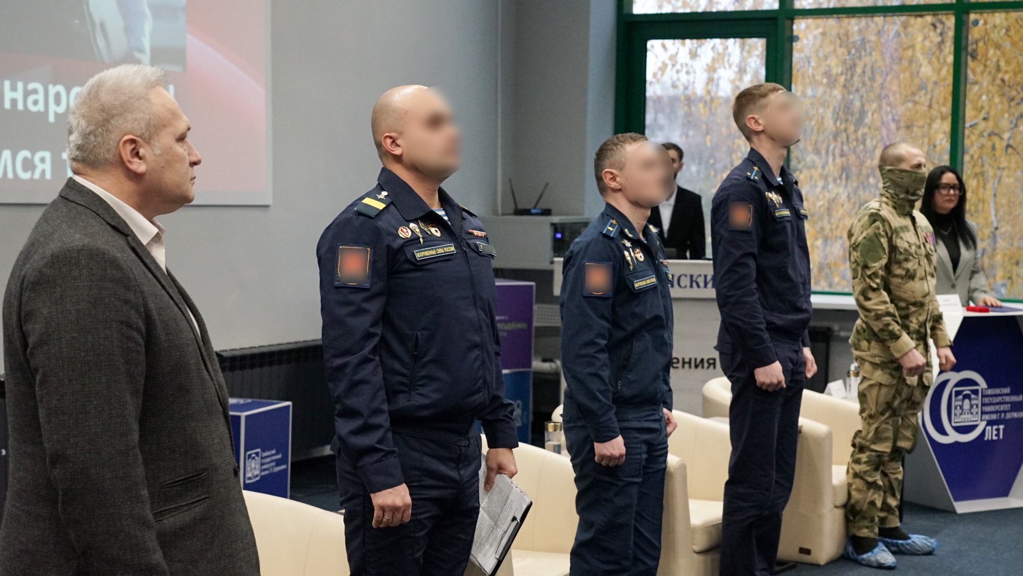 Накануне Дня народного Единства и Дня военного разведчика в Державинском состоялась встреча с героями СВО фото анонса