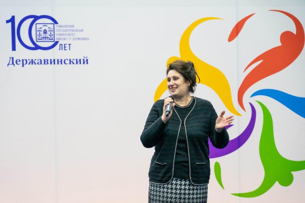 Изображение новости: В Державинском стартовала межрегиональная школа для представителей национальностей России «Многообразие – наше единство»