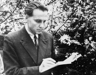 Изображение 105 лет со дня рождения Василия Александровича Сухомлинского