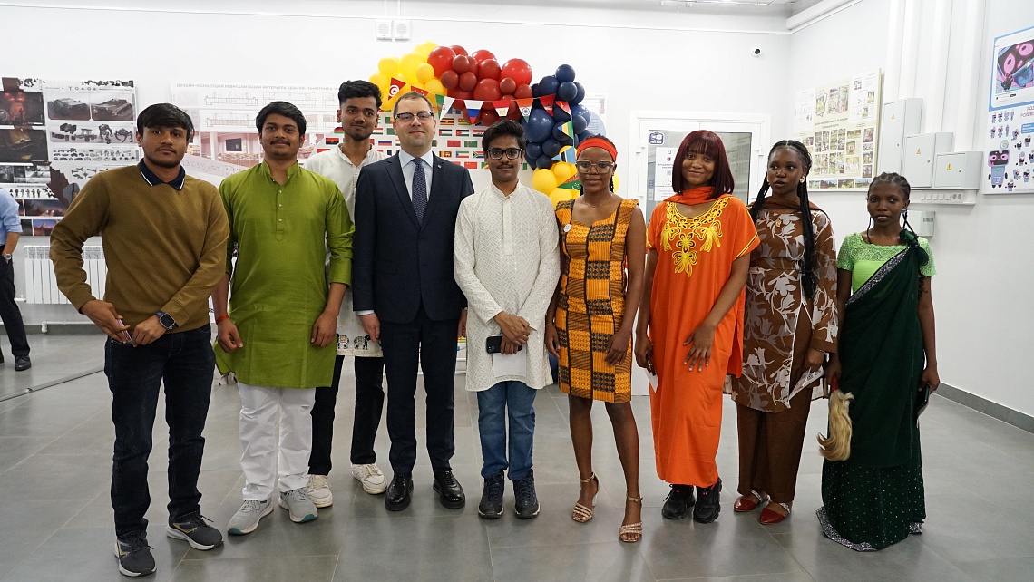 В Державинском отметили Международный день культуры и Год единства народов России праздничной программой фото детальные