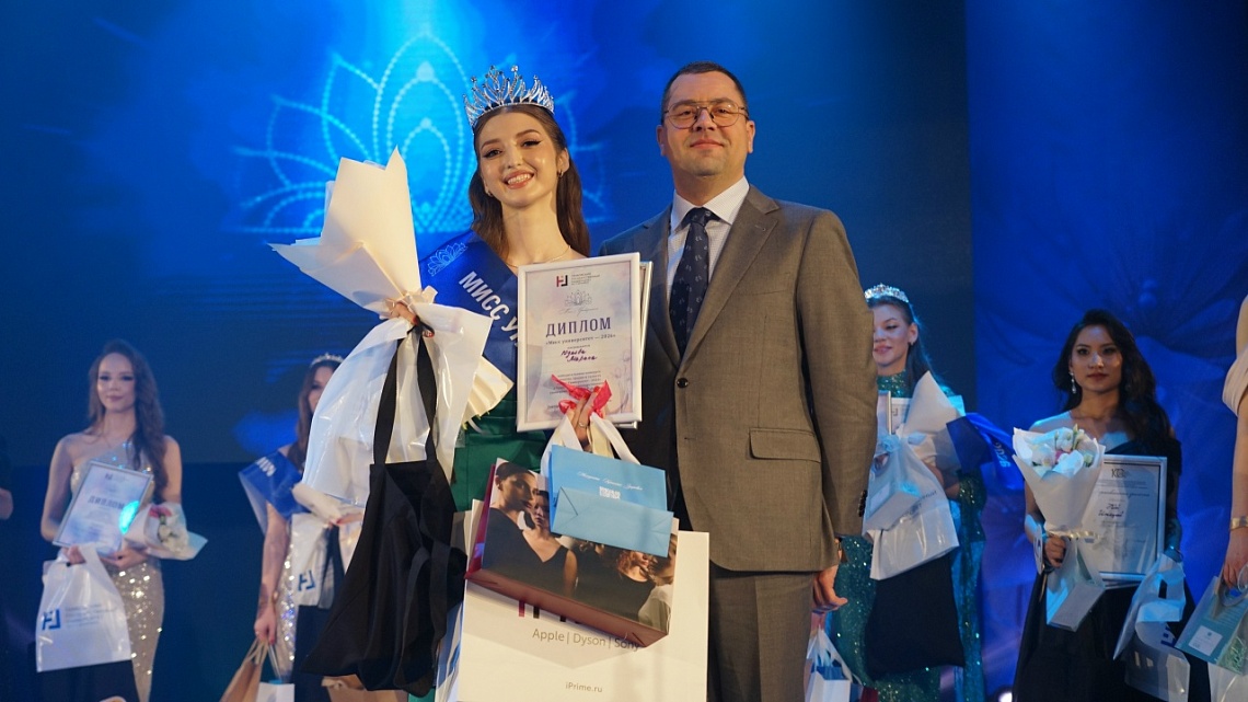 В Державинском выбрали первую красавицу университета фото детальные