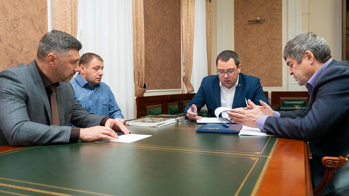 Державинский и завод «Октябрь» будут разрабатывать универсальную роботизированную платформу базирования малых БПЛА Державинский и завод «Октябрь» будут разрабатывать универсальную роботизированную платформу базирования малых БПЛА фото детальные