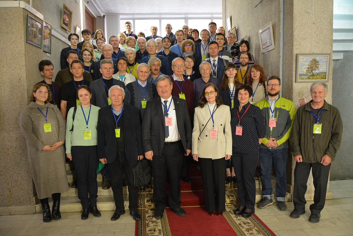 Ученые Державинского представили доклады на международной конференции «Фазовые превращения и прочность кристаллов» фото детальные