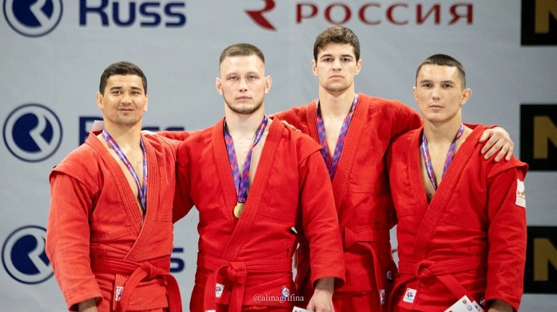 Студенты Державинского Егор Ефимов и Рустам Байтуев стали призёрами России по самбо  фото детальные