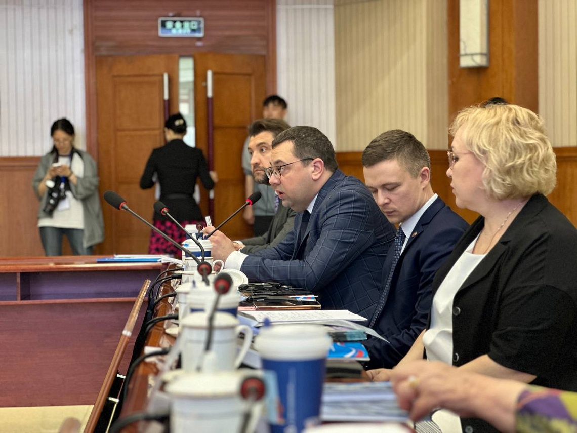 Курс на развитие партнерства с университетами Китая Курс на развитие партнерства с университетами Китая фото детальные