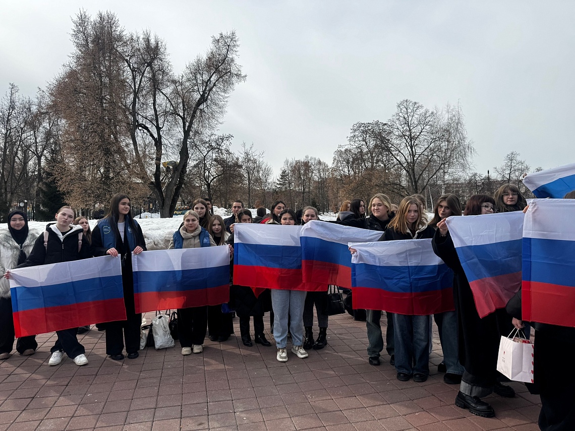 День воссоединения Крыма с Россией отметили в Державинском фото детальные