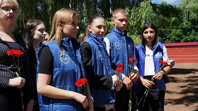 Студенты института права и национальной безопасности привели в порядок воинские захоронения