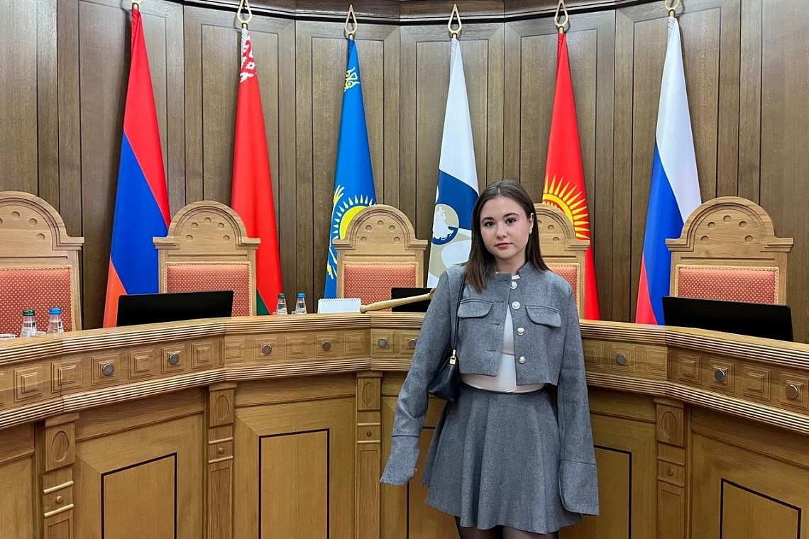 Студентка Державинского Софья Сон вернулась со стажировки в Белорусском государственном университете фото детальные