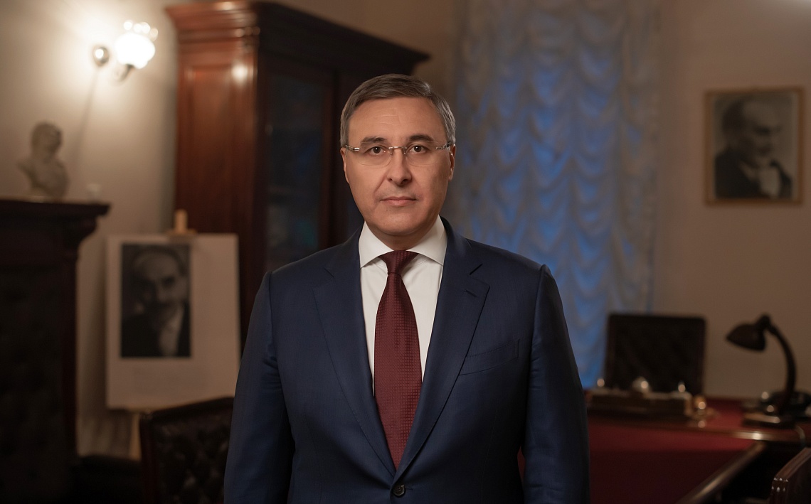 Глава Минобрнауки России Валерий Фальков поздравил ученых с Днем российской науки  фото детальные