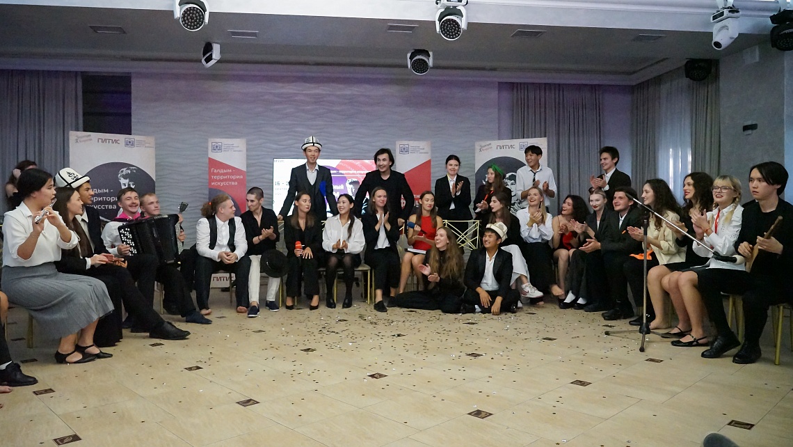 В Державинском стартовал VI молодежный форум «Галдым – территория искусства» фото детальные