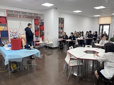 Изображение Представители Державинского университета провели профориентационные мероприятия в Республике Абхазия