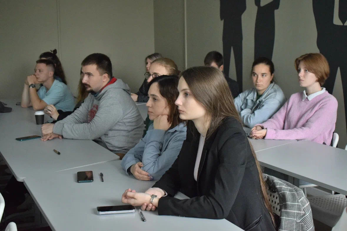 В Державинском прошла встреча участников проекта «Школа молодой семьи» фото анонса